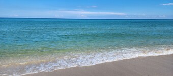 Beach #4 - B Few steps to the beach with pool