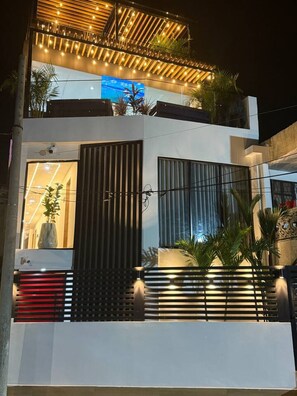 Exterior - SkyGlow Suite | Luxury Queen + Rooftop Access (Cartagena de Indias)