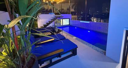 SkyGlow Suite | Luxury Queen + Rooftop Access
