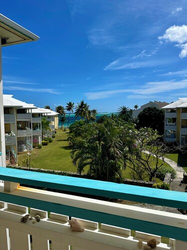 Ocean View Beach access with pool 2 bed 2 bath condo close to Christiansted