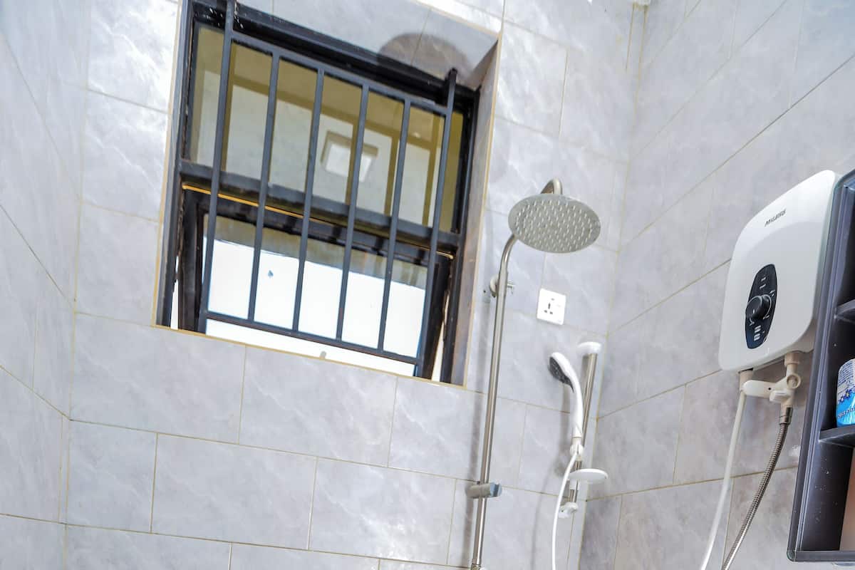 Design Room | Desk, free WiFi, bed sheets