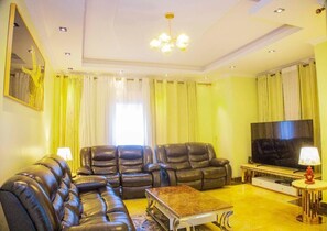 Appartement Supérieur, vue ville | Coin séjour