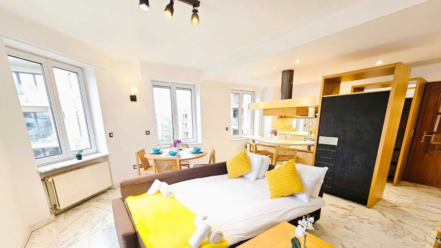 Smart Retreat next to Luxembourg Station