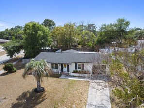 Exterior - Weeki Wachee Getaway | King Suite • Huge Yard (Spring Hill)