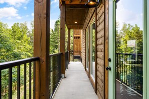 Property grounds - Smoky Dream Lodge: Heated Pool, Hot Tub & Games! (Pigeon Forge)
