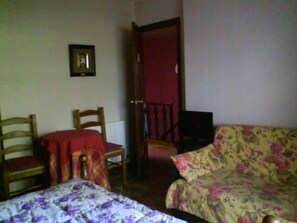 Double Room, Balcony, City View | Interior - Hotel Estacion Vigo Solpor (Vigo)