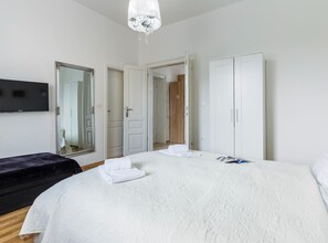 Internet, bed sheets - Standard One Bedroom Apartment with Sea View (Pula)