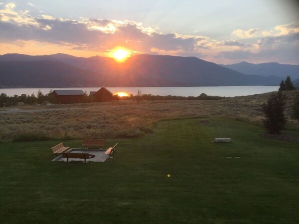 Property grounds - Hebgen Paradise Lodge (West Yellowstone)