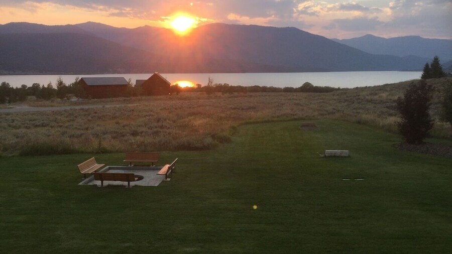 Hebgen Paradise Lodge