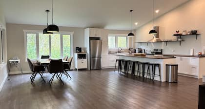 Spacious Lakefront Cabin in Private Gated Community