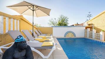 Apartment, 1 Bedroom, Smoking | Pool | Outdoor pool