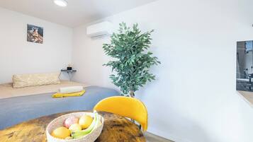 Apartment, 1 Bedroom, Smoking | 1 bedroom