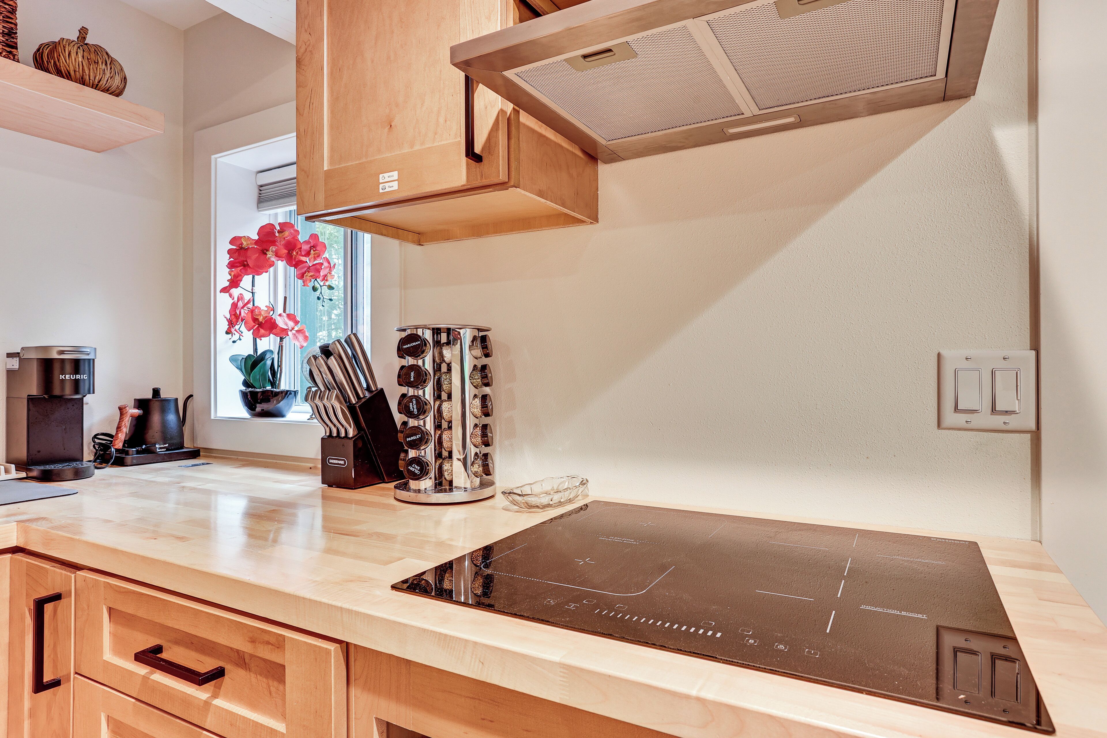 冰箱、微波炉、茶具/咖啡用具、烤面包机