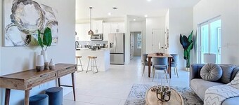 4-bedroom Brand New Property in North Port - 10 mins from Warm Mineral Springs