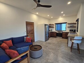 Interior - 1 Bedroom 1 Bathroom Luxury La Ventana Villa w/ Ocean Views: (La Ventana)
