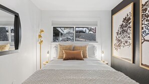 Interior - Golden Mountain Chalet by Avantstay Incline Village Stay + Minutes to Lake Tahoe, Skiing + Scenic Trails (Incline Village)