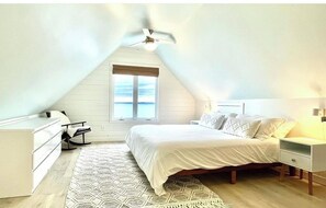 2 bedrooms, WiFi - Lake Superior Cottage (Shuniah)