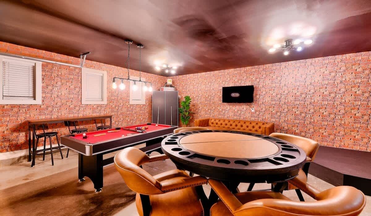 Spielezimmer