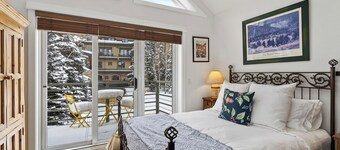 Blue Mesa Lodge 33C by Avantstay Ski-access Studio in Telluride's Mountain Village Steps From Lifts