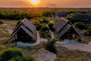 Exterior - Saadani Beach Camp (Saadani)