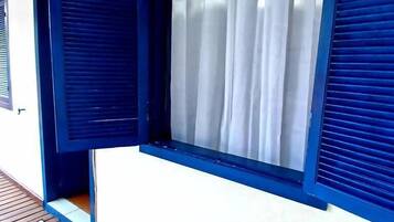 Comfort tweepersoonskamer, balkon, uitzicht op de binnenplaats | Interieur