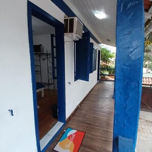 Comfort Double Room, Balcony, Courtyard View | Property grounds - Analena do mar (Buzios)
