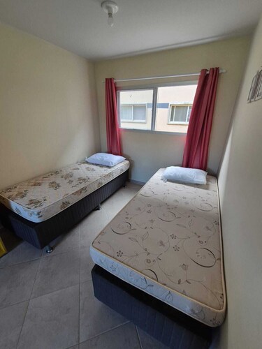 Apartment on the beach, 50 meters from the sea, with internet and garage. Pets are allowed.