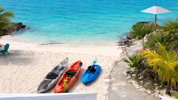 Chaise longue, serviettes de plage
