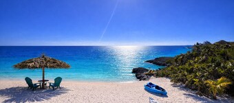 Calm, Private Beachfront Escape with Crystal Waters & Sandbars