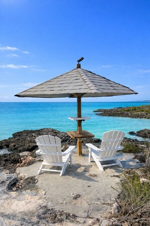 Property grounds - Calm, Private Beachfront Escape with Crystal Waters & Sandbars (George Town)