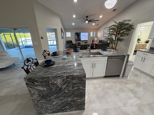 Interior - Stunning 4 bedroom home with Heated Pool and Spa (Cape Coral)