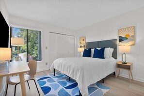 Schreibtisch, Bügeleisen/Bügelbrett, kostenloses WLAN, Bettwäsche