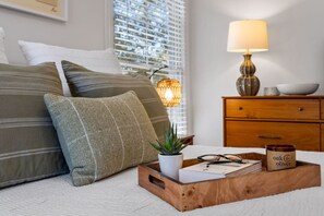 1 bedroom, desk, iron/ironing board, free WiFi - NYC Loft in Downtown Greensboro (Greensboro)