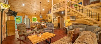 Luxury Log Cabin, Pet-Friendly, Hot Tub, & Pond