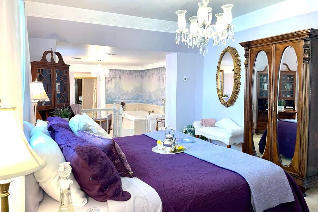 The Lavender Luxury King Suite | Bathroom | Free toiletries, hair dryer, towels, soap