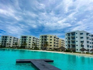 Pool - Ground floor apartment next to a crystal clear lagoon (Mazatlán)