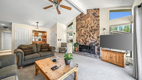 Pine View Cottage - 80 Ponderosa