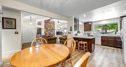 Pine View Cottage - 80 Ponderosa