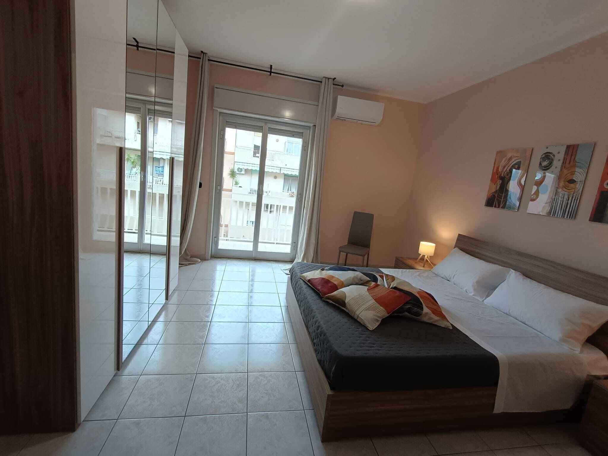 2 habitaciones, tabla de planchar con plancha y wifi gratis 