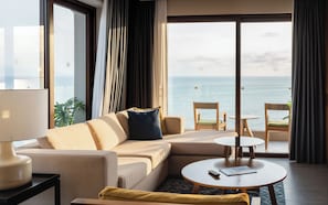 Living area - Two-Bedroom Lock-off Armony Suite – Ocean View (Bahía de Banderas)