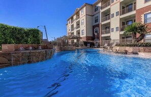 Udendørs pool, opvarmet pool