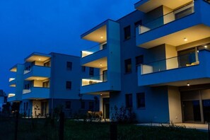 Exterior - Sunny Coast Apartment (Bašanija)