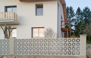 Exterior - Ferienwohnung mit Terrasse (Neuhaus an der Triestin)