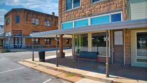 Exterior - Hotel Drifter Suite 1 (Mason)