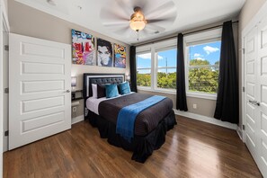 2 dormitorios, tabla de planchar con plancha, wifi y ropa de cama