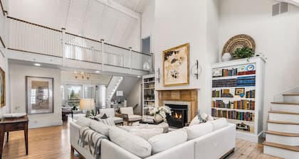 Luxury Main Line 6 Bedroom Estate; Suana, Hot Tub & More