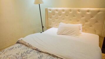 Deluxe Apartment, Balcony, City View | In-room safe, desk, iron/ironing board, free WiFi