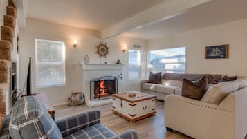 Smart TV, fireplace, video games, DVD player