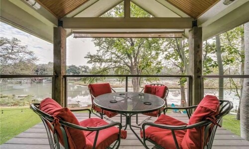 Cozy Tiny Home on the River - Relax, Unplug, Recharge