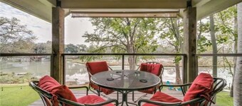 Cozy Tiny Home on the River - Relax, Unplug, Recharge